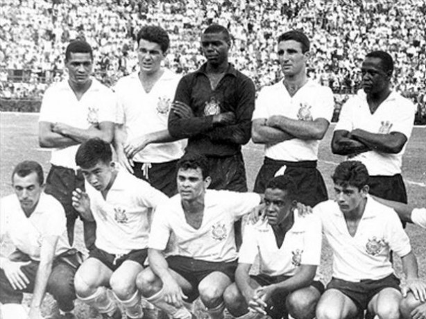Conhecido como Barbosinha, o ex-goleiro defendeu as cores do Corinthians entre 1967 e 1968