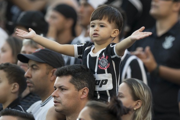 Facebook do Corinthians ser invadido pelos pequenos fiis