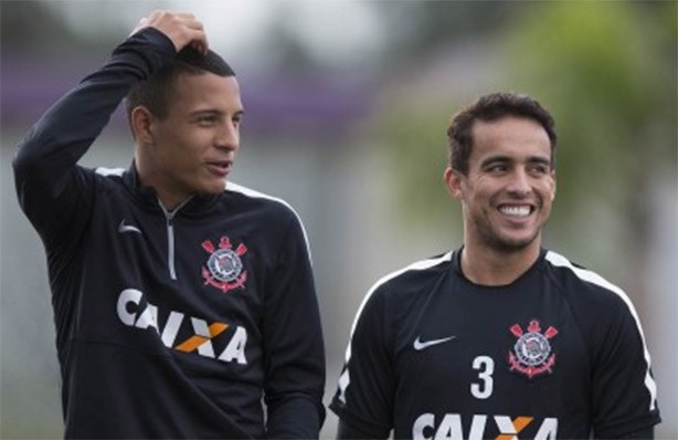 Jadson e Guilherme Arana reencontram o time pelo qual fizeram sua estreia
