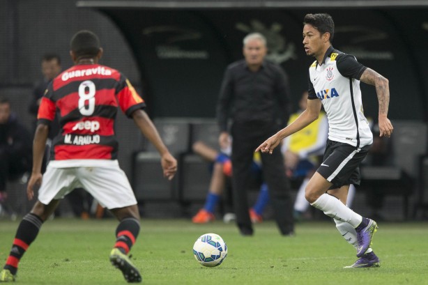 Lucca entrou no fim da partida contra o Flamengo e protagonizou lances de perigo no ataque