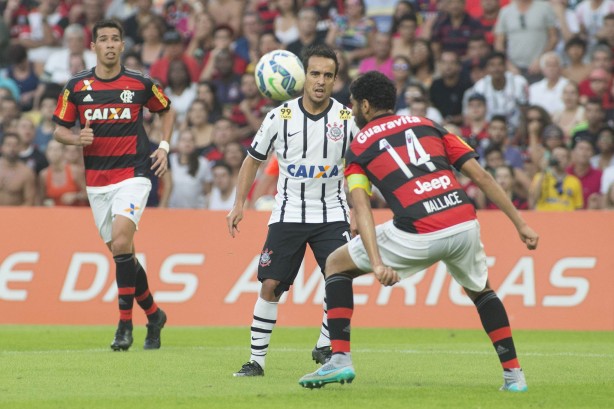 O Corinthians está escalado para enfrentar o Flamengo