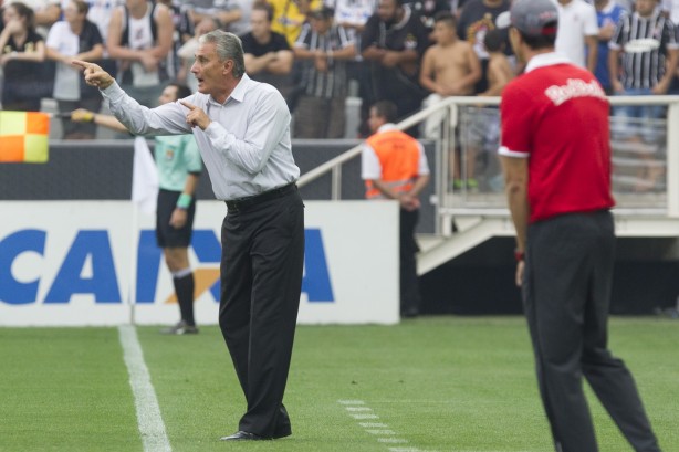 Com Paulistão enxuto, Tite terá mais tempo para comandar pré-temporada do Corinthians