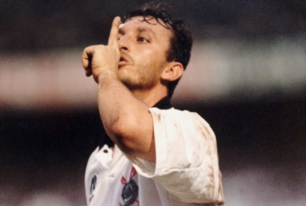 Herói do primeiro título, Neto lembrou de 1990 após quinto gol na Arena