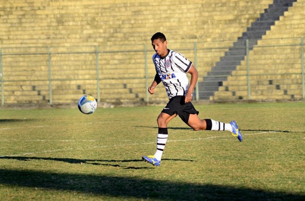 Lo Prncipe  o garom da equipe Sub-20 do Corinthians
