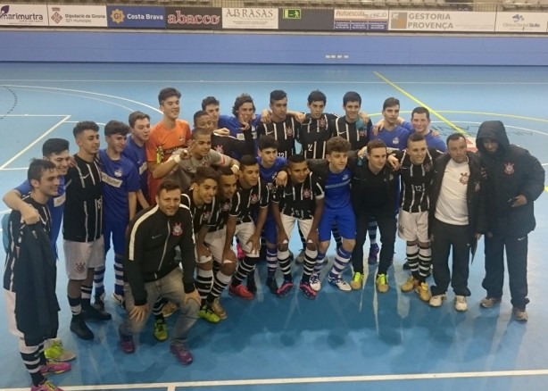 Time Sub-18 fica com o vice-campeonato da World Futsal Cup