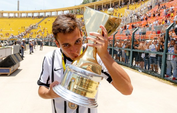 Maycon foi a estrela do Corinthians no título da Copa São Paulo de 2015