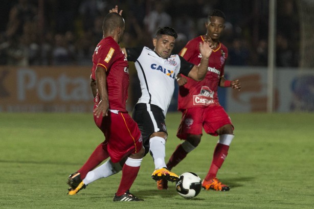O Osasco Audax bateu o São Paulo neste domingo e é um dos possíveis adversários do Corinthians na semi