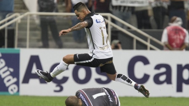 Giovanni Augusto marcou seu primeiro gol com a camisa do Corinthians