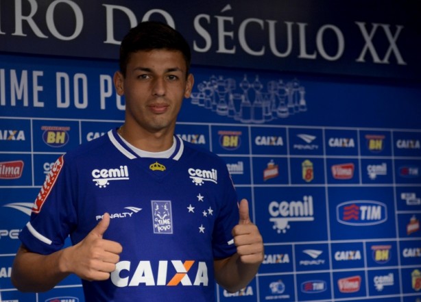 Marciel vestiu a camisa do Cruzeiro
