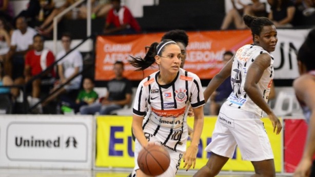 Equipe feminina de basquete do Timão estreia na LBF no dia 15, às 20h