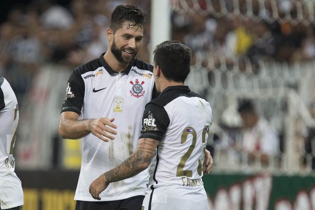 Felipe marcou o gol da vitria do Corinthians neste sbado