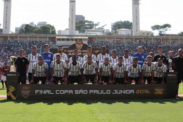 Timão foi vice-campeão da Copa São Paulo de Futebol Júnior de 2016