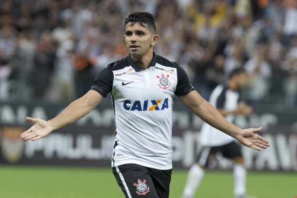 Camisa 10 do Corinthians crê em classificação na partida de volta em Itaquera