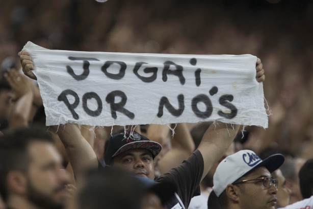 Corinthians e Nacional empataram em 0 a 0 no jogo de ida e agora decidem na Arena a vaga às quartas de final