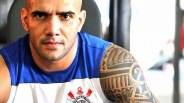 Bruno Cappelozza foi eleito o melhor lutador entre os peso-pesados do Brasil em 2015