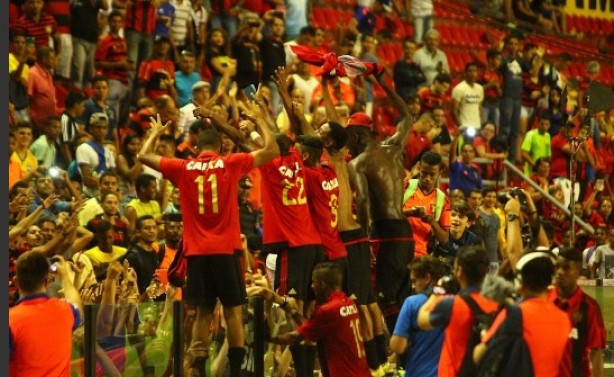 Jogadores do Sport comemoram vaga na final da Copa do Brasil Sub-17
