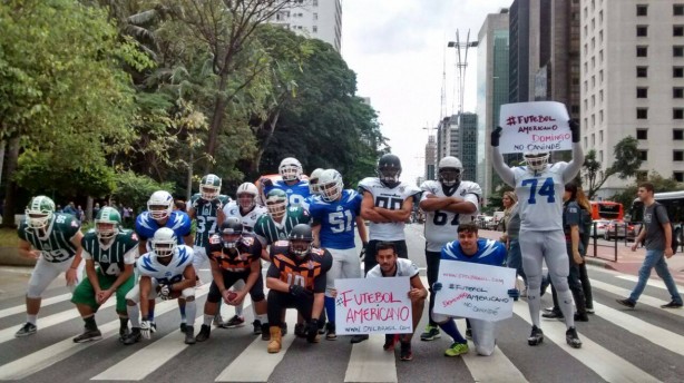 Representantes das equipes participaram de evento na Avenida Paulista para promover SPFL