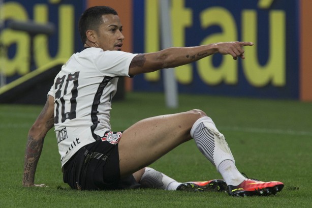 Apesar da chance na equipe titular, atacante teve atuao discreta contra o Botafogo
