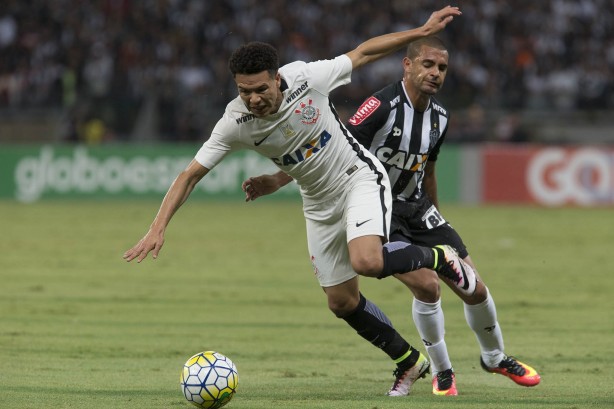 Derrota do Corinthians marcou a estreia de Cristvo Borges