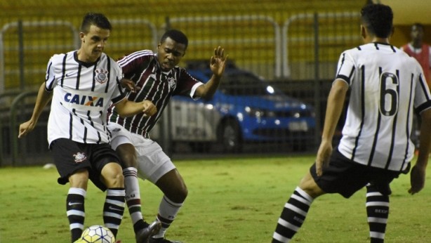 Corinthians e Fluminense ficaram no 0 a 0 na Arena Barueri