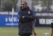 Com duas mudan�as, Crist�v�o confirma equipe que enfrenta o Figueirense