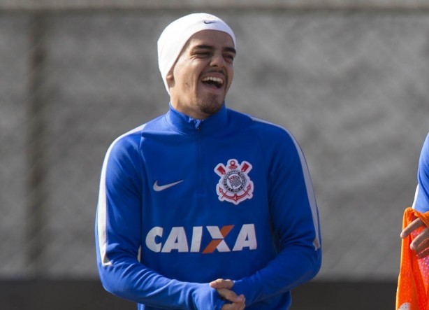 Corinthians on X: Olha o Fagner usando a nova camisa de pré-jogo do Timão!  😎 Quer saber como garantir a sua? Encontre uma loja Poderoso Timão mais  próxima a você! ⚽️ 👉🏽