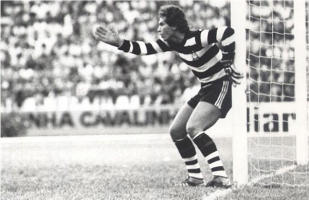 Leo foi goleiro do Corinthians em 1983