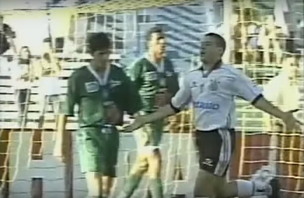 Luizo estava em jornada inspiradssima quando debutou pelo Corinthians