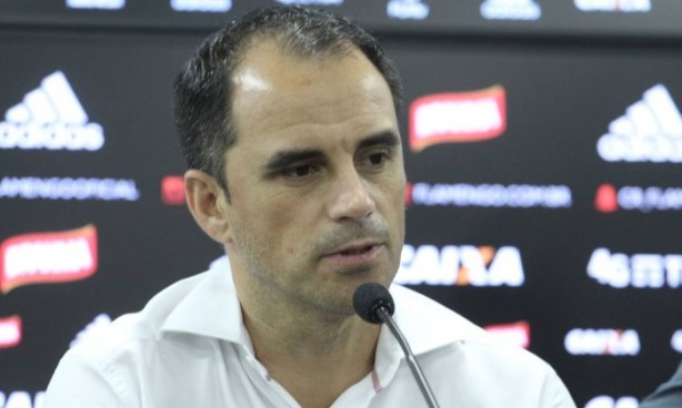 Rodrigo Caetano dirigiu xingamentos ao rbitro responsvel pelo clssico na Arena