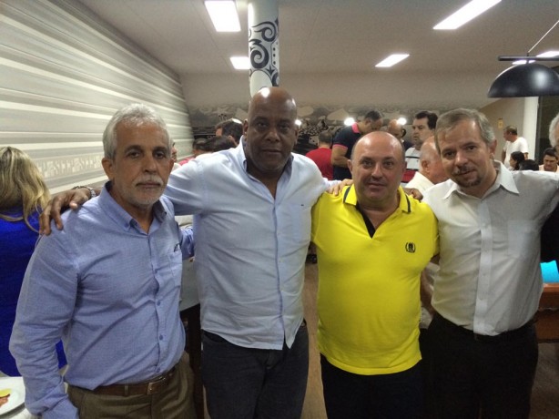 Da esquerda para direita: Onofre, Andr Luiz, Ronaldo e Donato