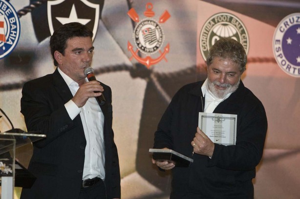 Ex-presidente Lula é desligado do Conselho do Corinthians