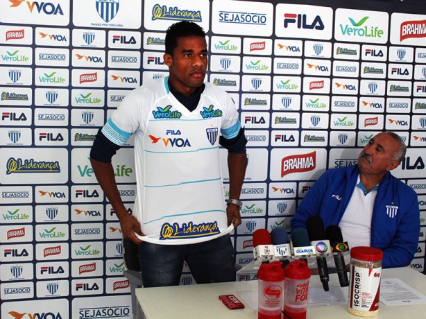 Revelado no Corinthians, zagueiro defendeu o clube por sete temporadas