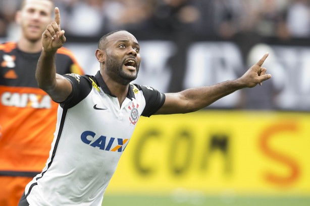 Vagner Love est na mira do Corinthians para temporada de 2019