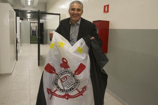 Tite é o técnico mais vitorioso da história do Corinthians, com seis títulos