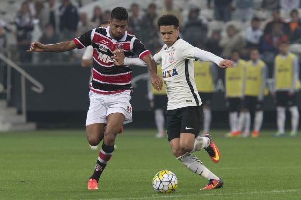 Corinthians e Santa Cruz se enfrentam nesta quarta, pelo Campeonato Brasileiro