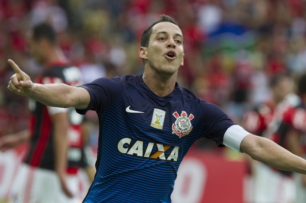 Rodriguinho fez o segundo gol do Corinthians contra o Flamengo