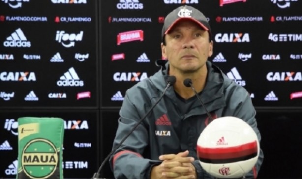 Treinador do Flamengo no poupou elogios ao trabalho de Carille