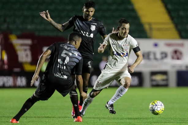 Corinthians tem trs jogos restantes aps tropeo contra Figueirense