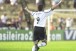 Tetracampe�o e artilheiro pelo Corinthians faz anivers�rio e vira 'quarent�o' nesta segunda