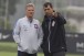 Com s� tr�s titulares, Oswaldo chama jovens da base para treino no profissional