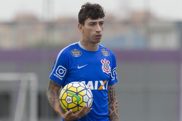 Rildo tem permanncia incerta no Corinthians para 2017