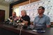 Com direito a promessa, Carille dava sua primeira coletiva como t�cnico do Corinthians h� dois anos