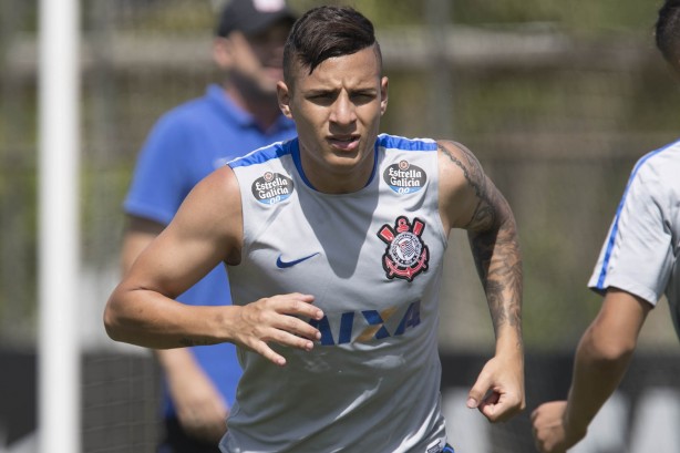 Arana no ir participar da pr-temporada no Corinthians
