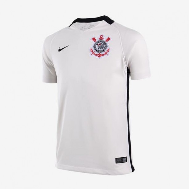 Camisa de jogo do Corinthians I est com preo reduzido para o Natal