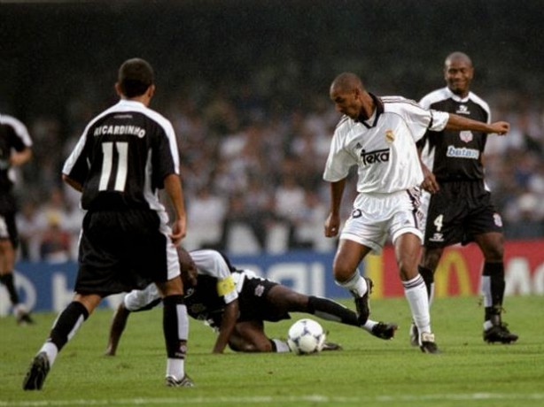 Corinthians e Real Madrid se enfrentaram na edio de 2000