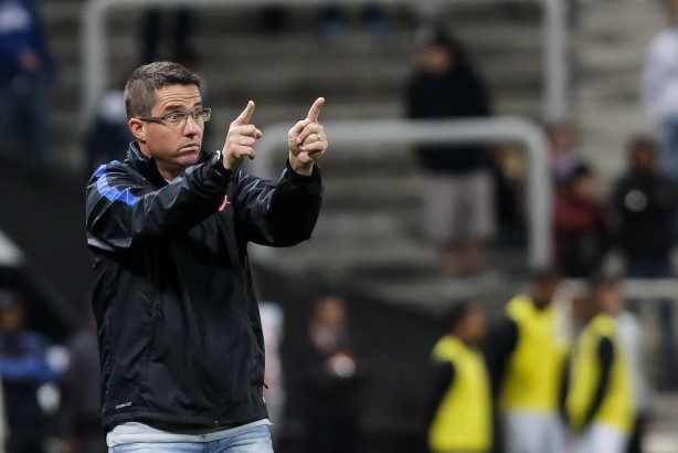 Osmar Loss revelou o planejamento do Corinthians em relao  base do clube