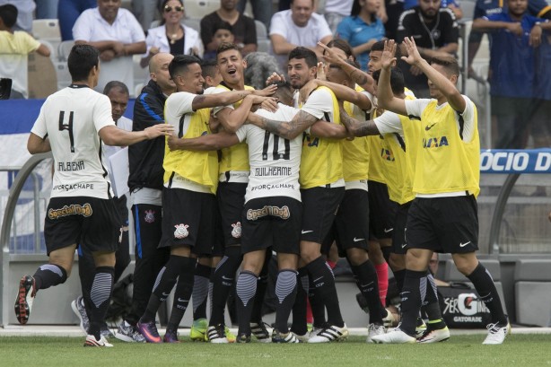 Corinthians estreia na quarta-feira