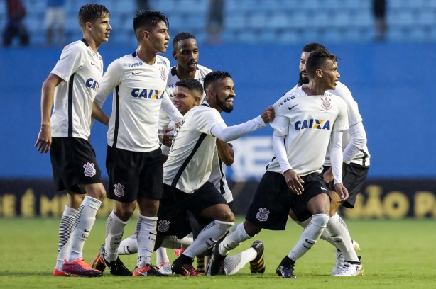 Corinthians venceu o Flamengo por 2 a 1 na Copinha