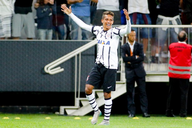 Revelao do Corinthians, Pedrinho comemora gol na Copinha 2016