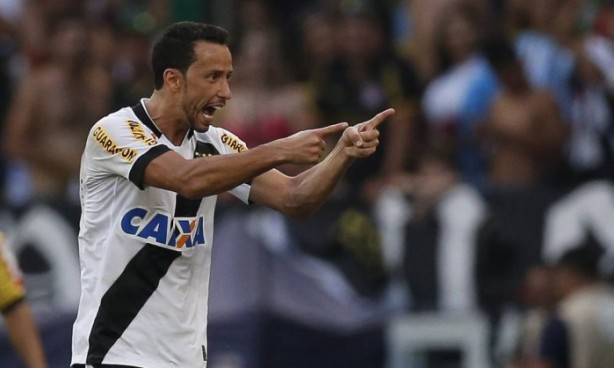 Sondado pelo Corinthians, Nen tem futuro incerto no Vasco